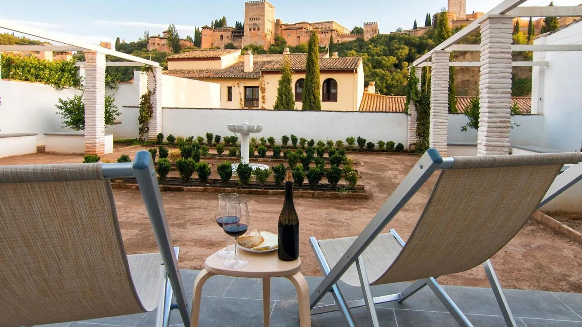Chezmoihomes A Piece Of Heaven Over The Alhambra Granada Apartment